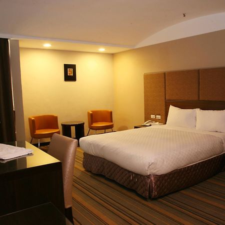 Yoyo Hotel Chiayi City Luaran gambar