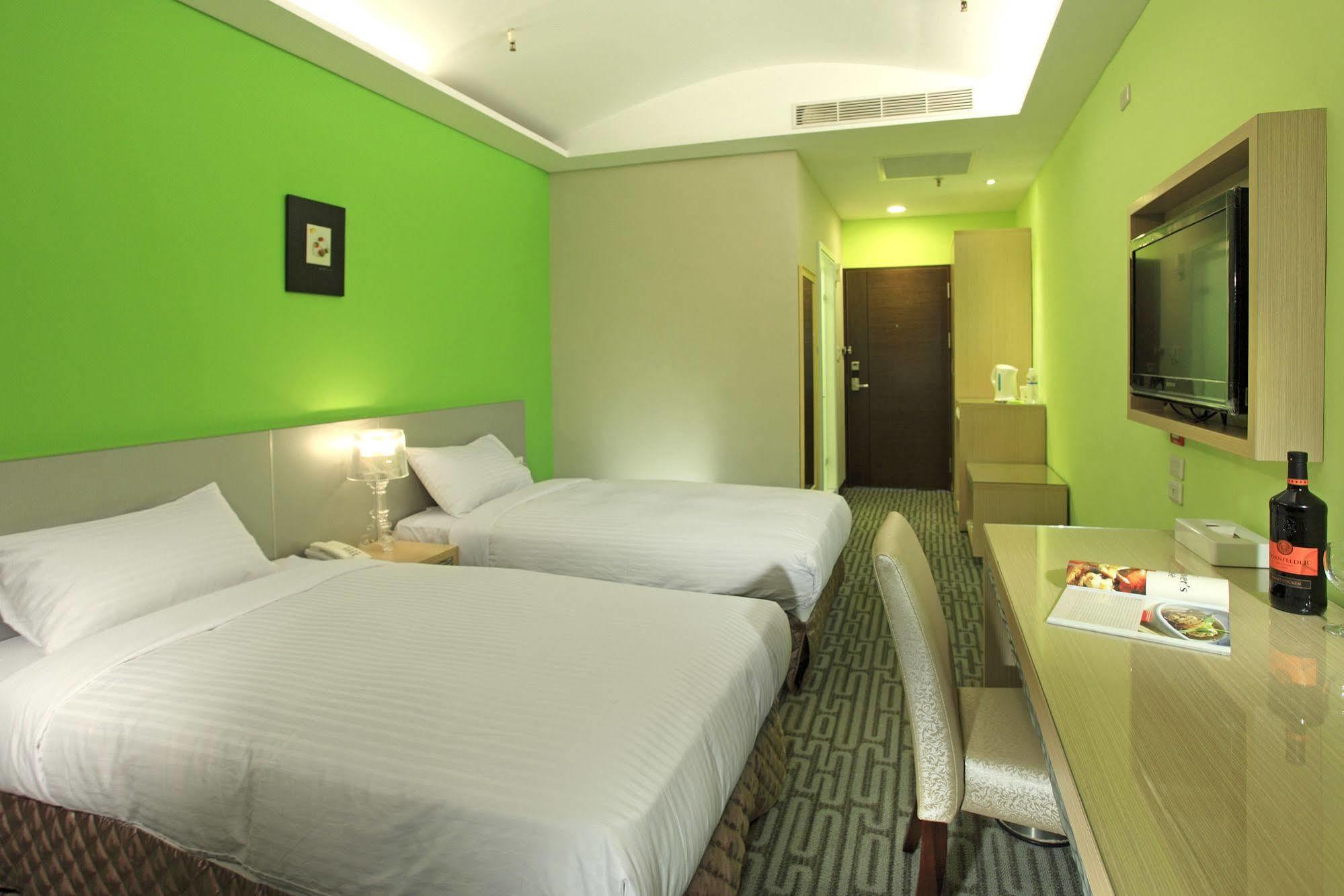 Yoyo Hotel Chiayi City Luaran gambar