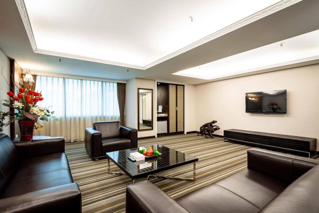 Yoyo Hotel Chiayi City Luaran gambar